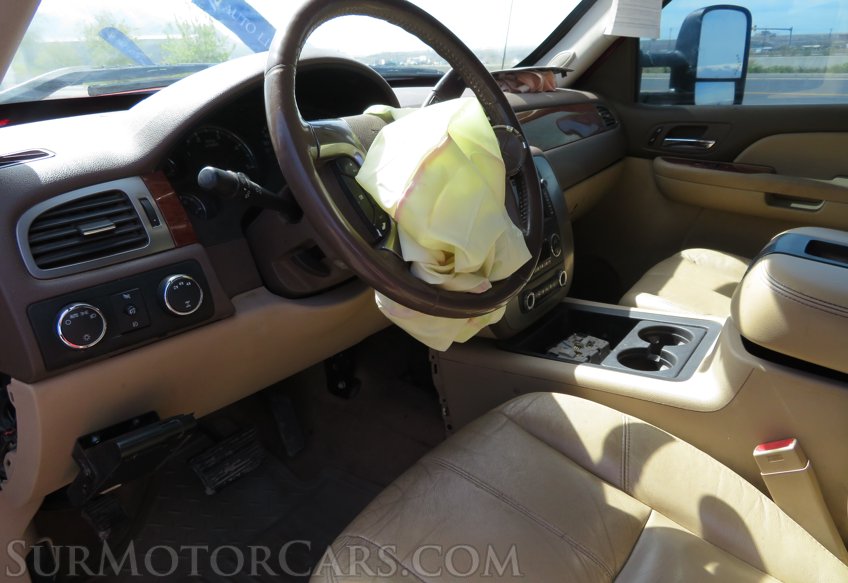 2007 GMC Sierra 2500HD - Image 15