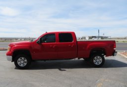 2007 GMC Sierra 2500HD - Image 9