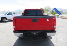 2007 GMC Sierra 2500HD - Image 10