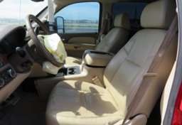 2007 GMC Sierra 2500HD - Image 16