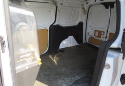 2018 Ford Transit Connect Van - Image 28