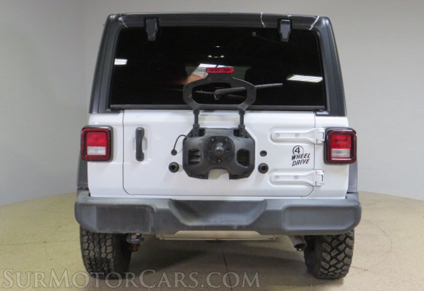 2021 Jeep Wrangler Unlimited - Image 11