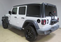 2021 Jeep Wrangler Unlimited - Image 9