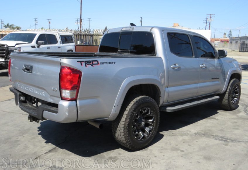 2017 Toyota Tacoma - Image 7