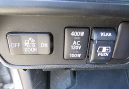 2017 Toyota Tacoma - Image 41