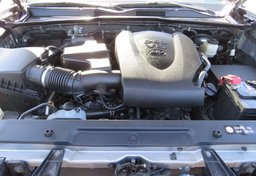 2017 Toyota Tacoma - Image 53