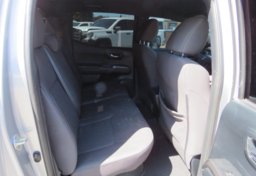 2017 Toyota Tacoma - Image 33