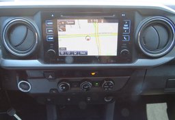 2017 Toyota Tacoma - Image 43