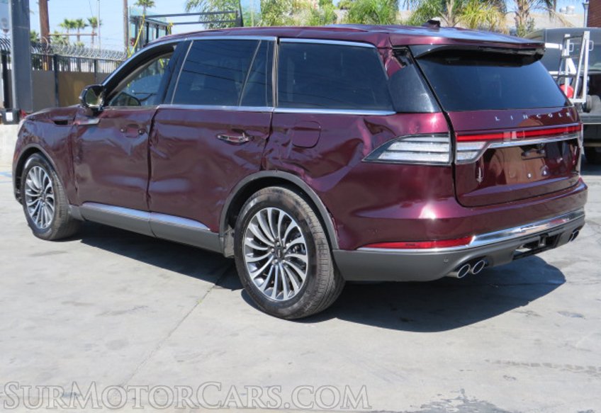 2021 Lincoln Aviator - Image 10
