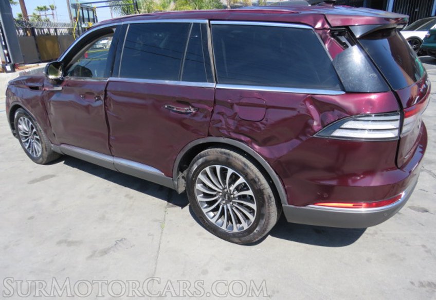 2021 Lincoln Aviator - Image 8