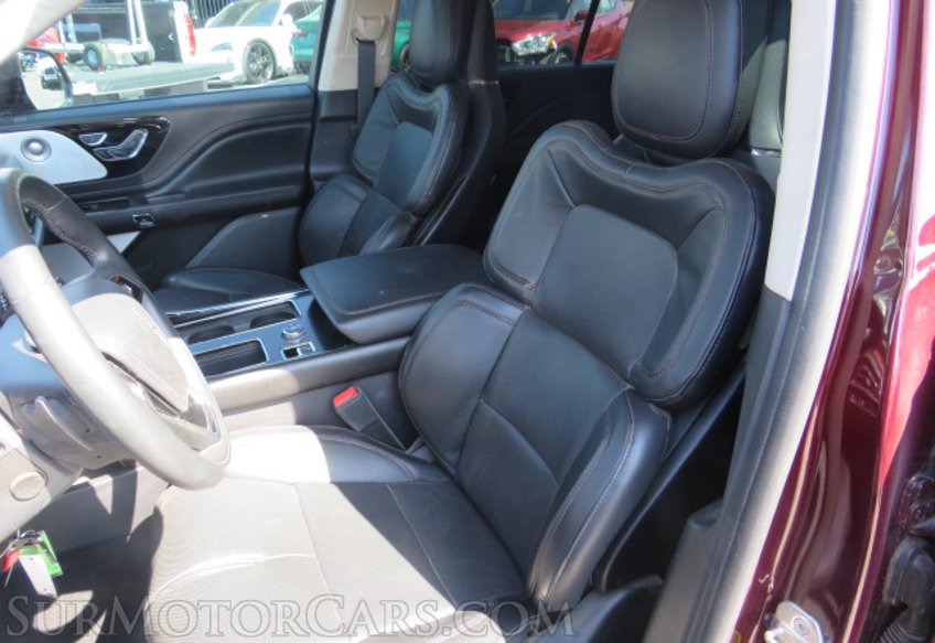 2021 Lincoln Aviator - Image 29