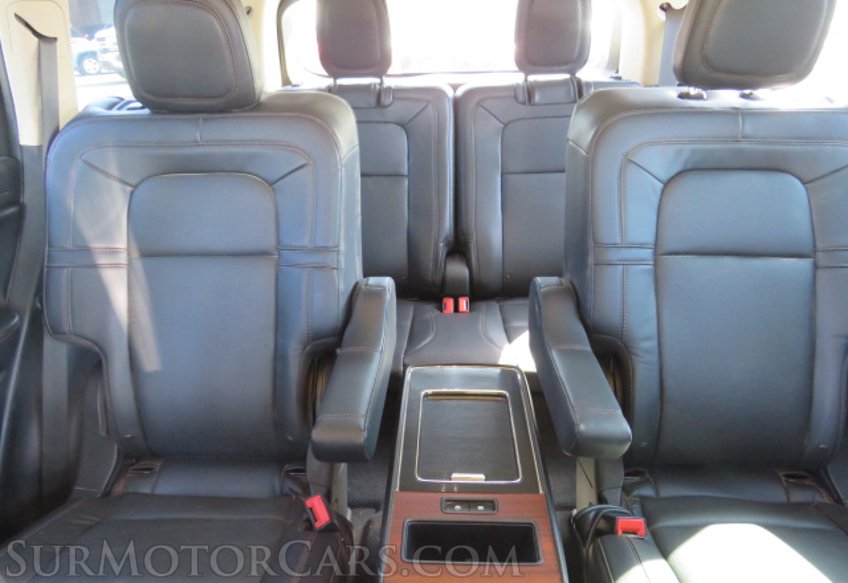 2021 Lincoln Aviator - Image 35