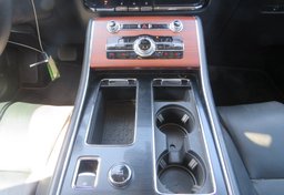 2021 Lincoln Aviator - Image 44