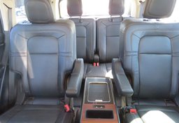 2021 Lincoln Aviator - Image 35