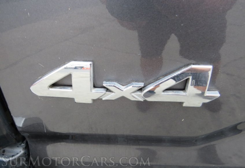 2017 Toyota Tacoma - Image 17