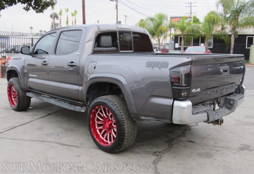 2017 Toyota Tacoma - Image 10