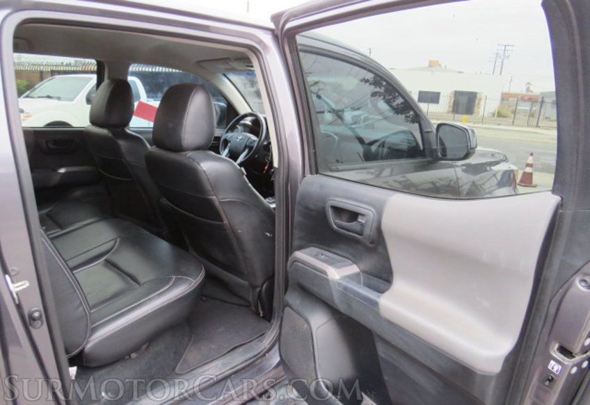 2017 Toyota Tacoma - Image 29