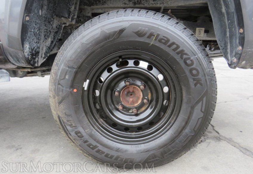 2017 Toyota Tacoma - Image 24