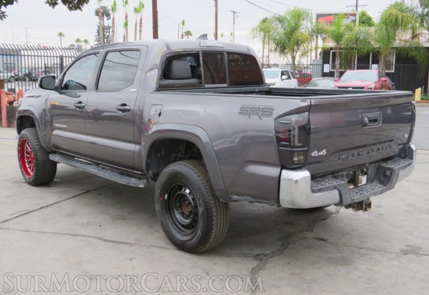 2017 Toyota Tacoma - Image 12