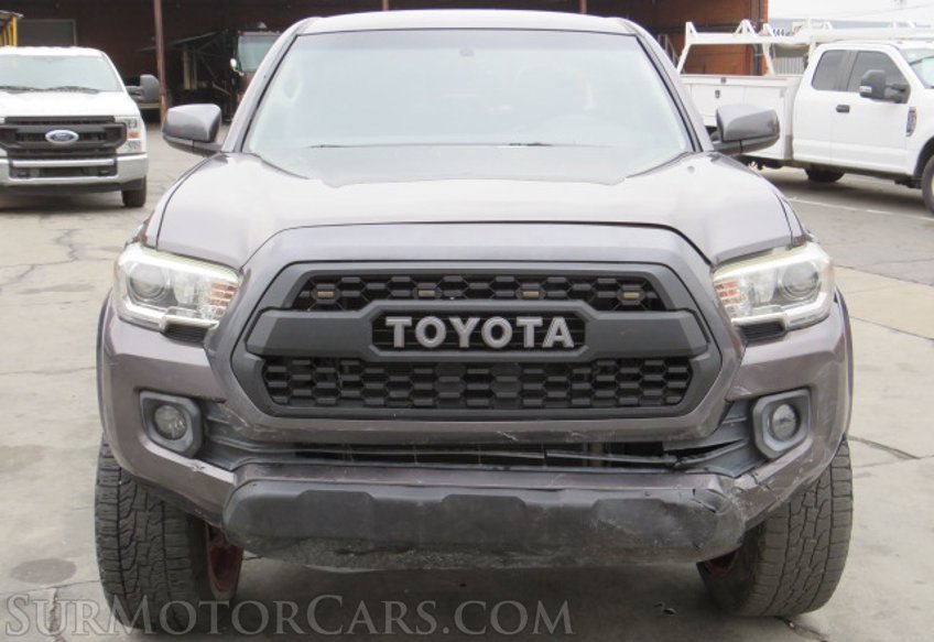 2017 Toyota Tacoma - Image 13