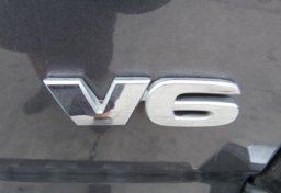 2017 Toyota Tacoma - Image 19