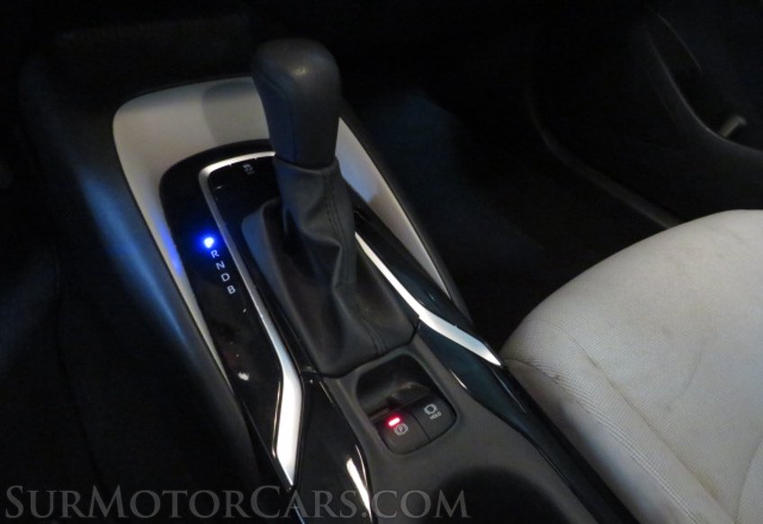 2020 Toyota Corolla - Image 40