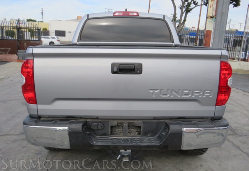 2021 Toyota Tundra - Image 10