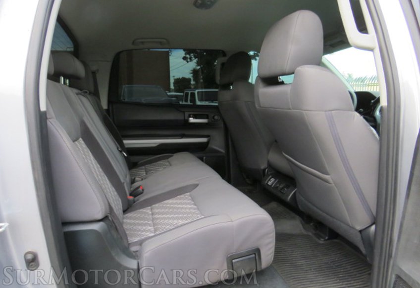 2021 Toyota Tundra - Image 35