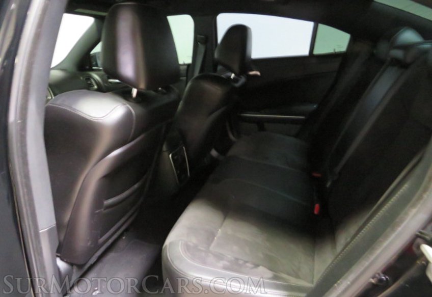 2019 Dodge Charger - Image 40