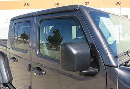 2021 Jeep Gladiator - Image 24