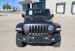 2021 Jeep Gladiator - Image 12