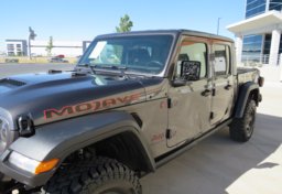 2021 Jeep Gladiator - Image 23
