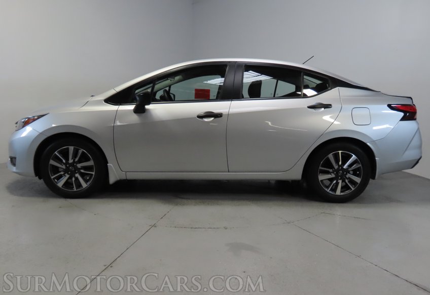 2024 Nissan Versa - Image 5