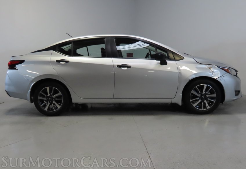 2024 Nissan Versa - Image 6