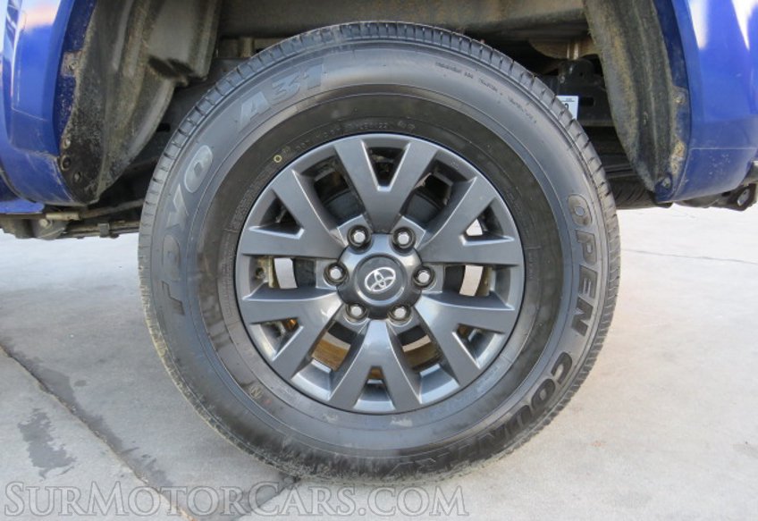 2023 Toyota Tacoma - Image 19