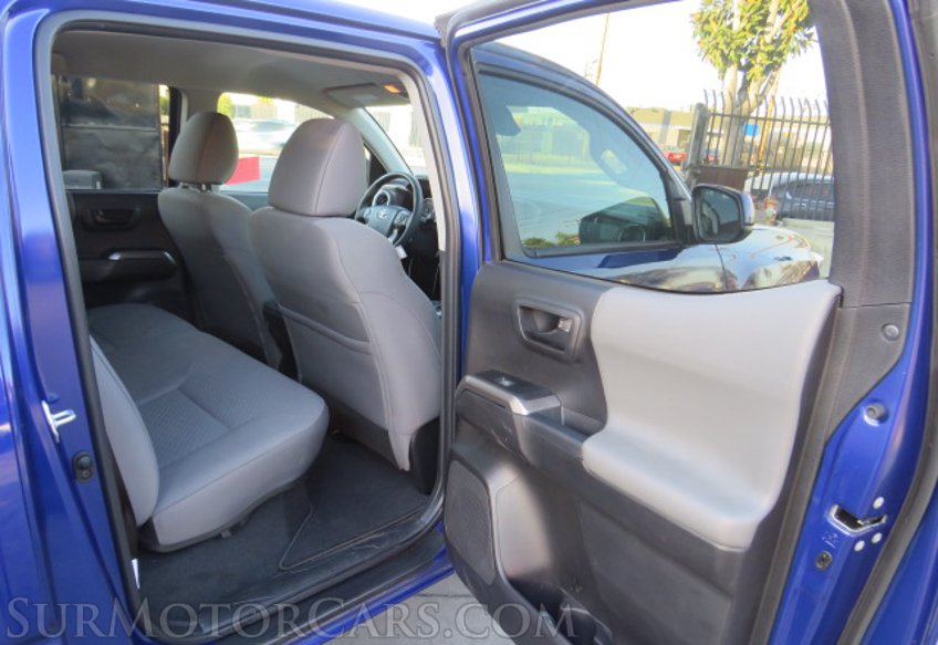 2023 Toyota Tacoma - Image 23