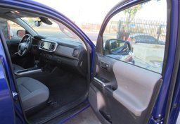 2023 Toyota Tacoma - Image 21