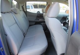 2023 Toyota Tacoma - Image 30