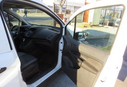 2017 Ford Transit Connect Van - Image 18