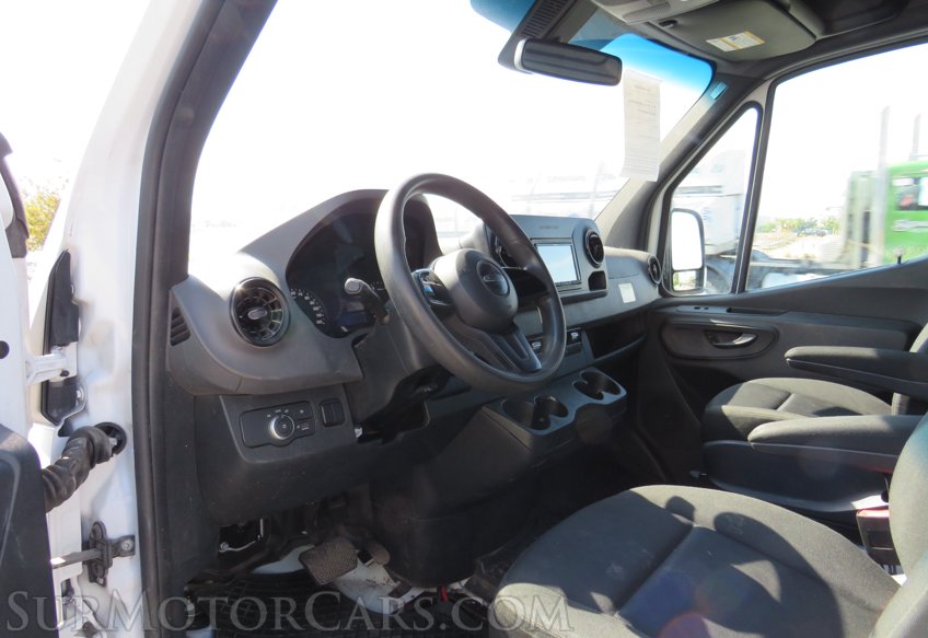 2019 Freightliner Sprinter Cargo Van - Image 23