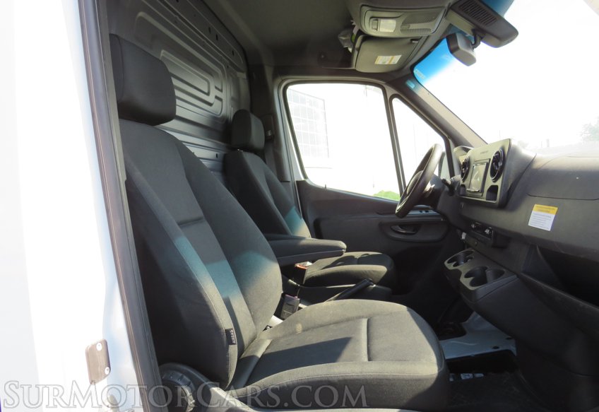 2019 Freightliner Sprinter Cargo Van - Image 25