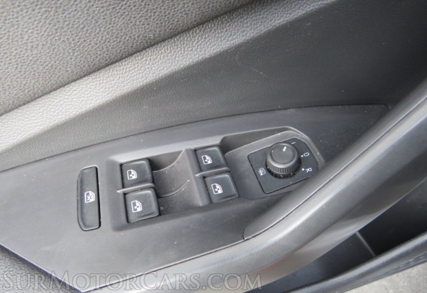 2020 Volkswagen Jetta - Image 34