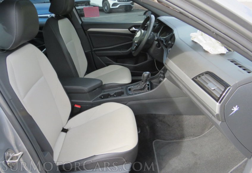 2020 Volkswagen Jetta - Image 22