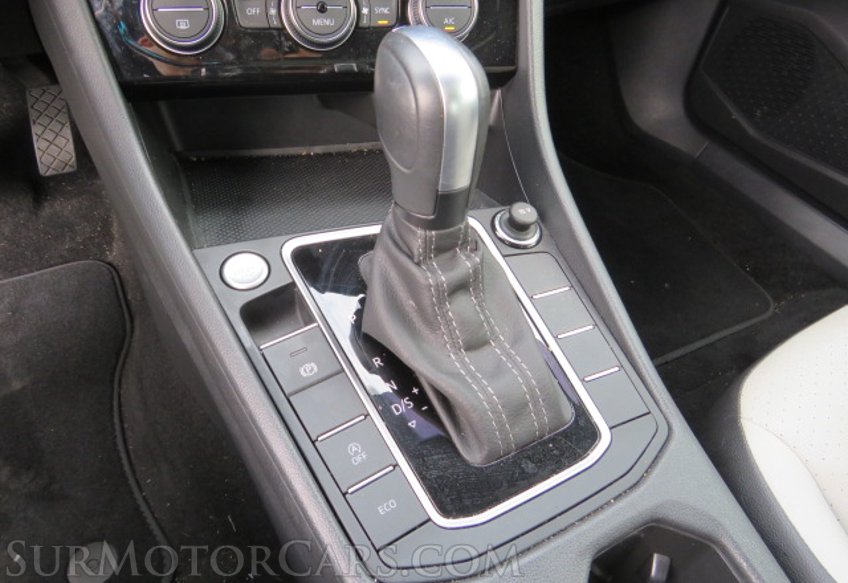 2020 Volkswagen Jetta - Image 38