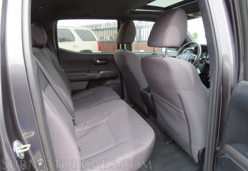 2017 Toyota Tacoma - Image 30