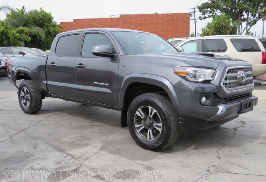 2017 Toyota Tacoma - Image 3