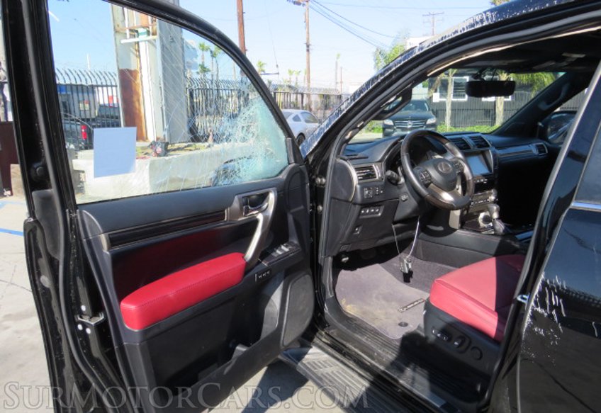 2021 Lexus GX - Image 18