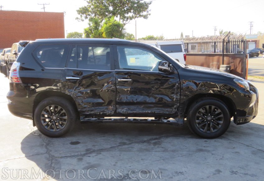 2021 Lexus GX - Image 6