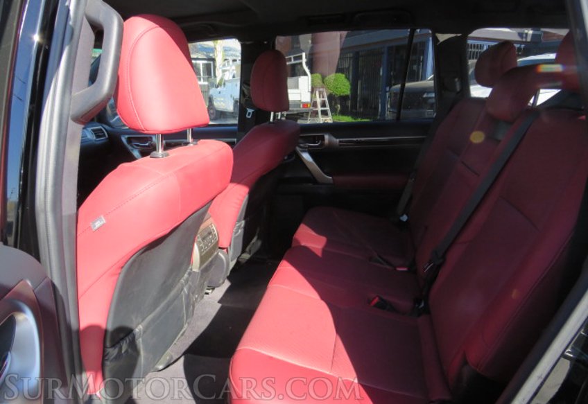 2021 Lexus GX - Image 26