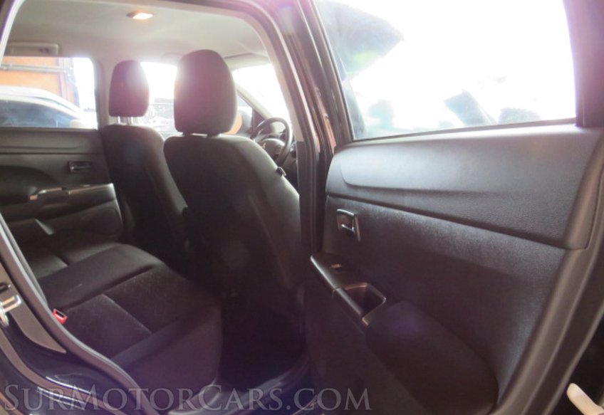 2021 Mitsubishi Outlander Sport - Image 25